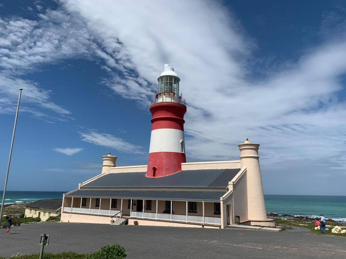 Apartamento Suikerbekkie Struisbaai Exterior foto